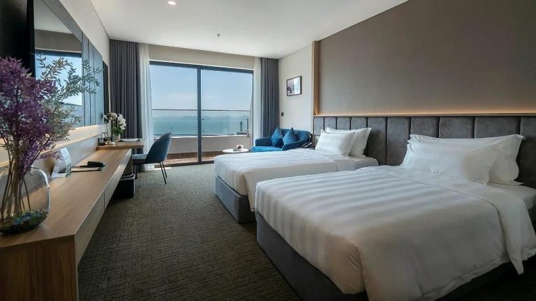 Khách sạn 5 sao Hạ Long