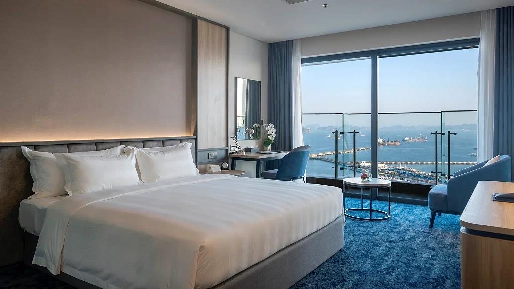 Khách sạn 5 sao Hạ Long