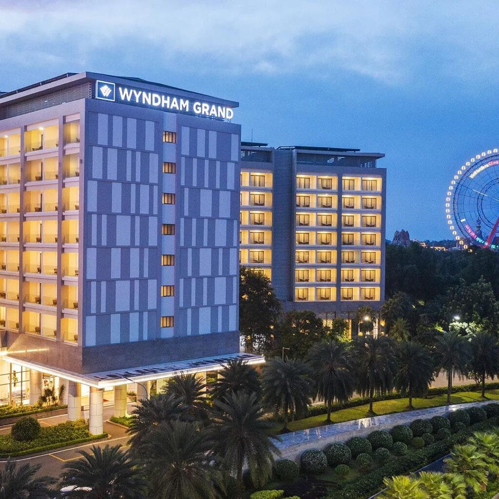 Wyndham Grand Phu Quoc