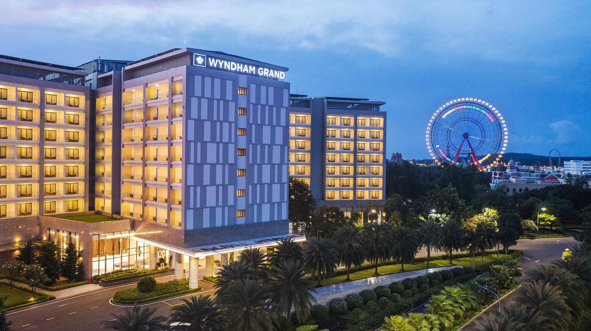 Wyndham Grand Phu Quoc