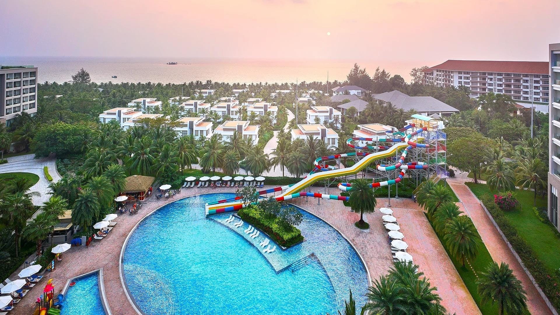 Wyndham Grand Phu Quoc