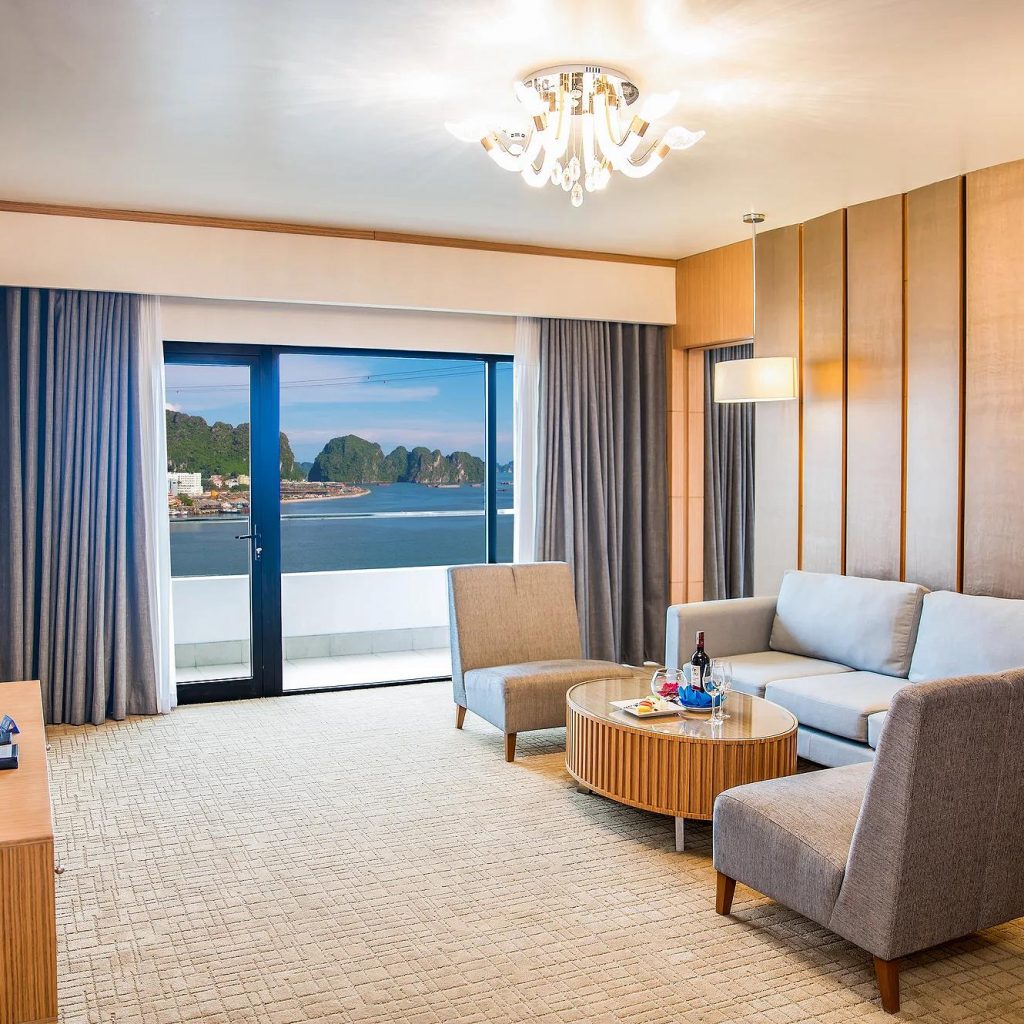 Wyndham Legend Halong