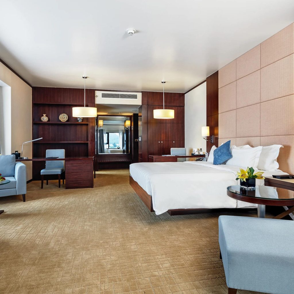 Khách sạn 5 sao Bãi Cháy