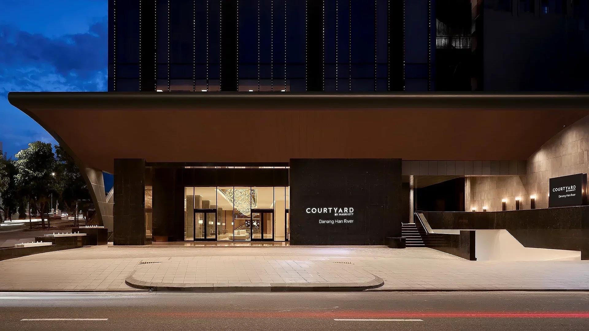 Courtyard by Marriott Danang Han River