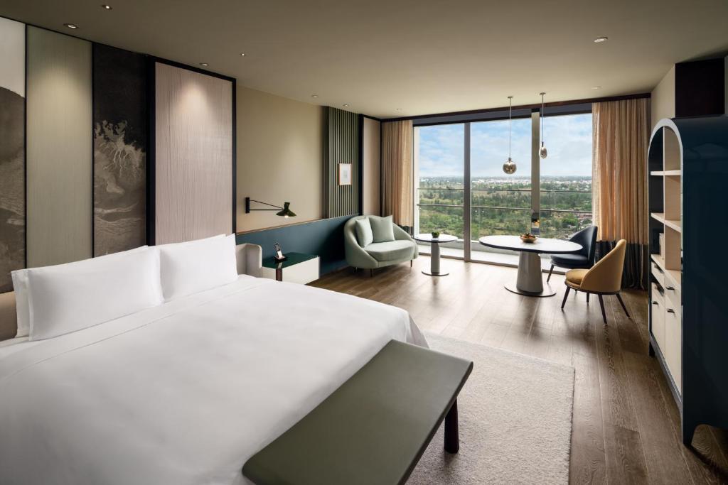 Đặt phòng New World Hoiana