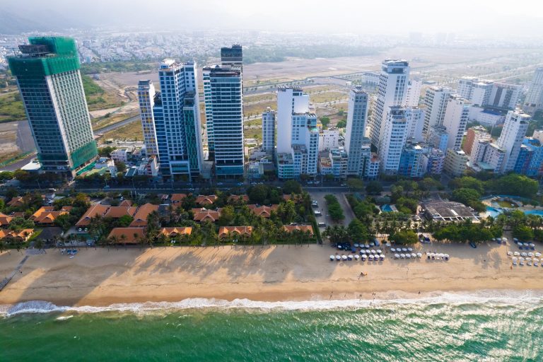 Khách sạn Nha Trang gần biển