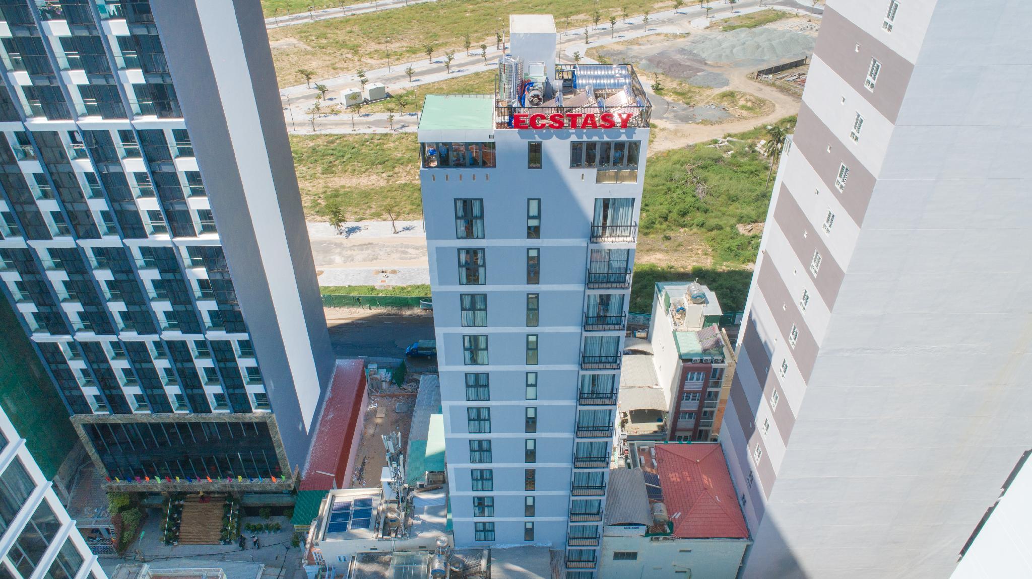 Khách sạn Nha Trang gần biển