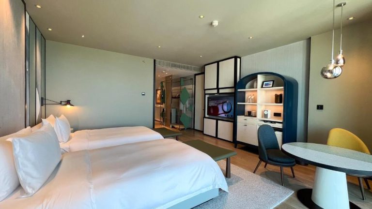 Nghỉ dưỡng sang trọng miền Trung