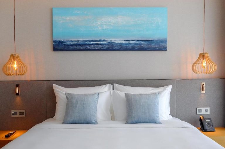 Khách sạn gần cầu Rồng Đà Nẵng