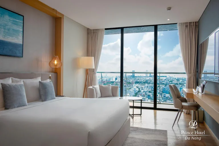 Khách sạn gần cầu Rồng Đà Nẵng